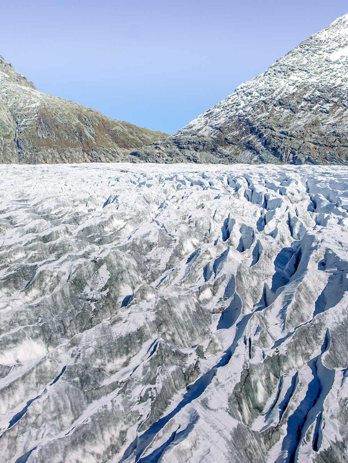 Sillons dans le glacier