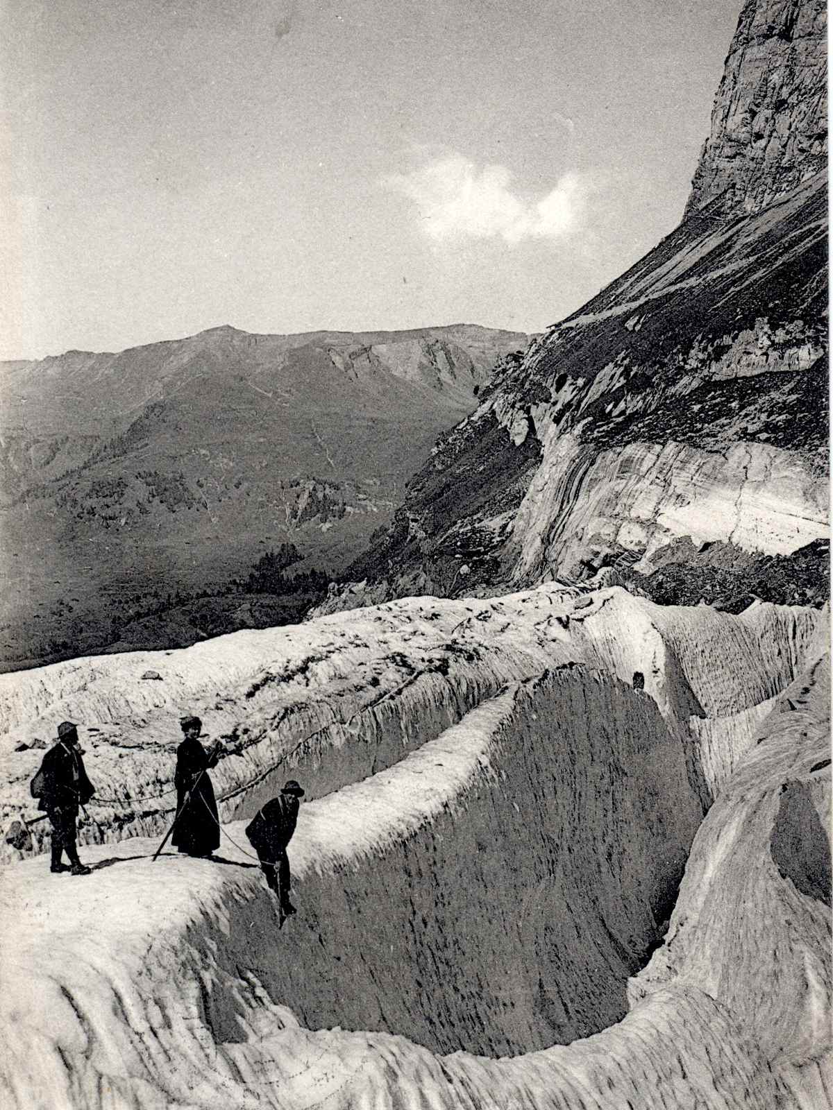 Photographie historique de guides de montagne