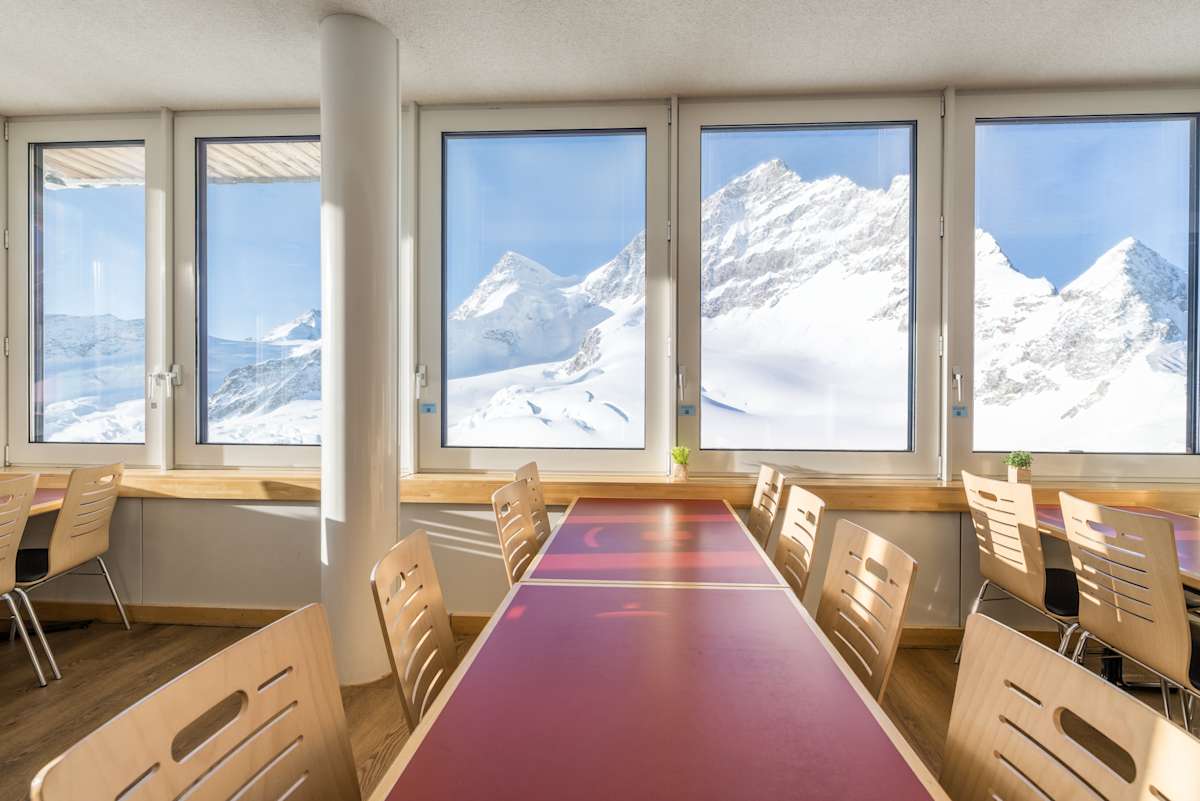 Restaurant Aletsch Self Sicht auf Jungfrau