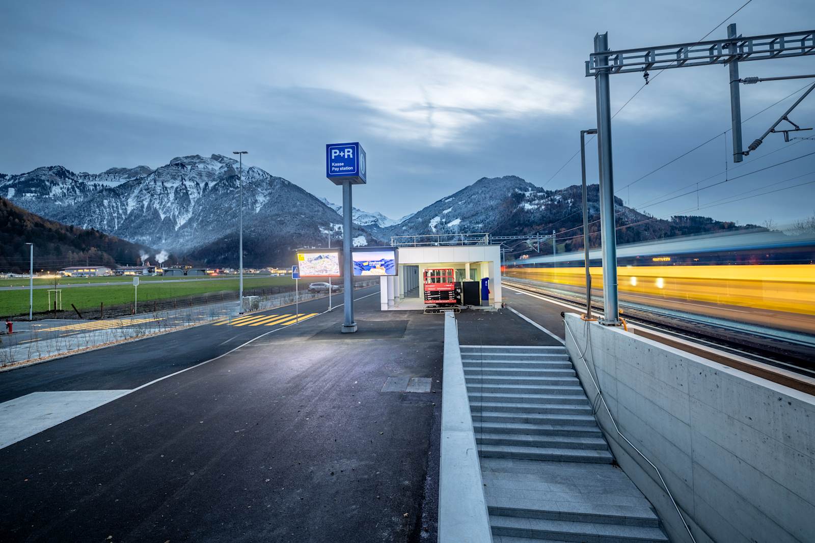 Wie komme ich mit dem Auto in die Jungfrau Region?